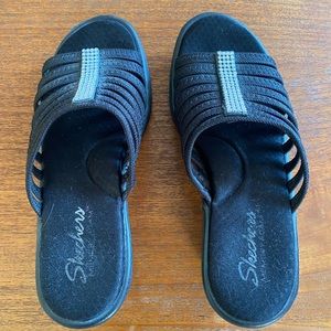 Sketchers women platform sandals size 9